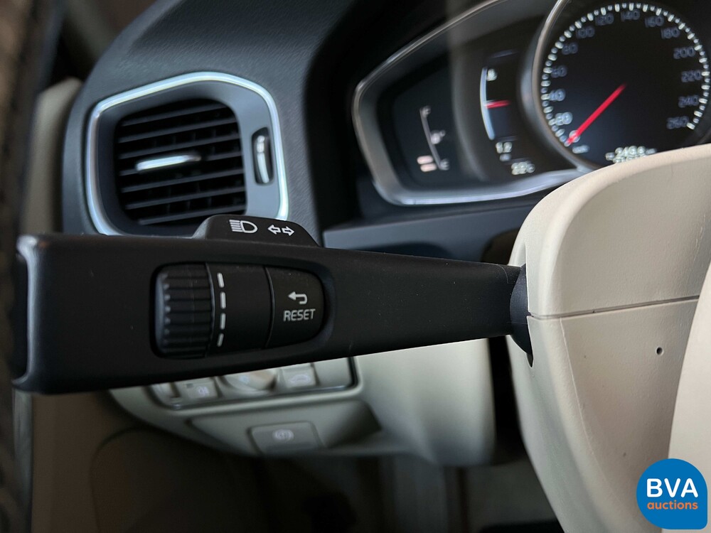 Volvo S60 2.5 t AWD Premier 254 PS 2016, N-372-NJ.