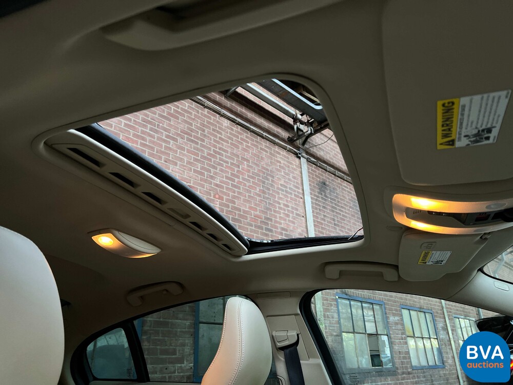 Volvo S60 2.5 t AWD Premier 254 PS 2016, N-372-NJ.