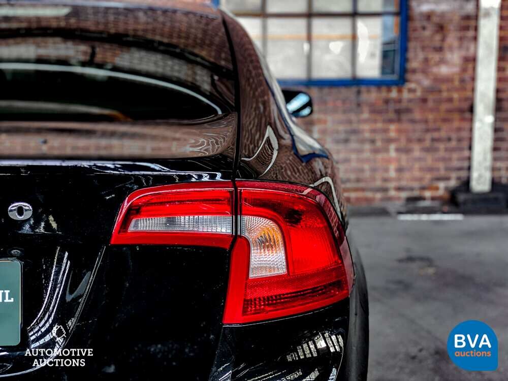 Volvo S60 2.5 t AWD Premier 254 PS 2016, N-372-NJ.