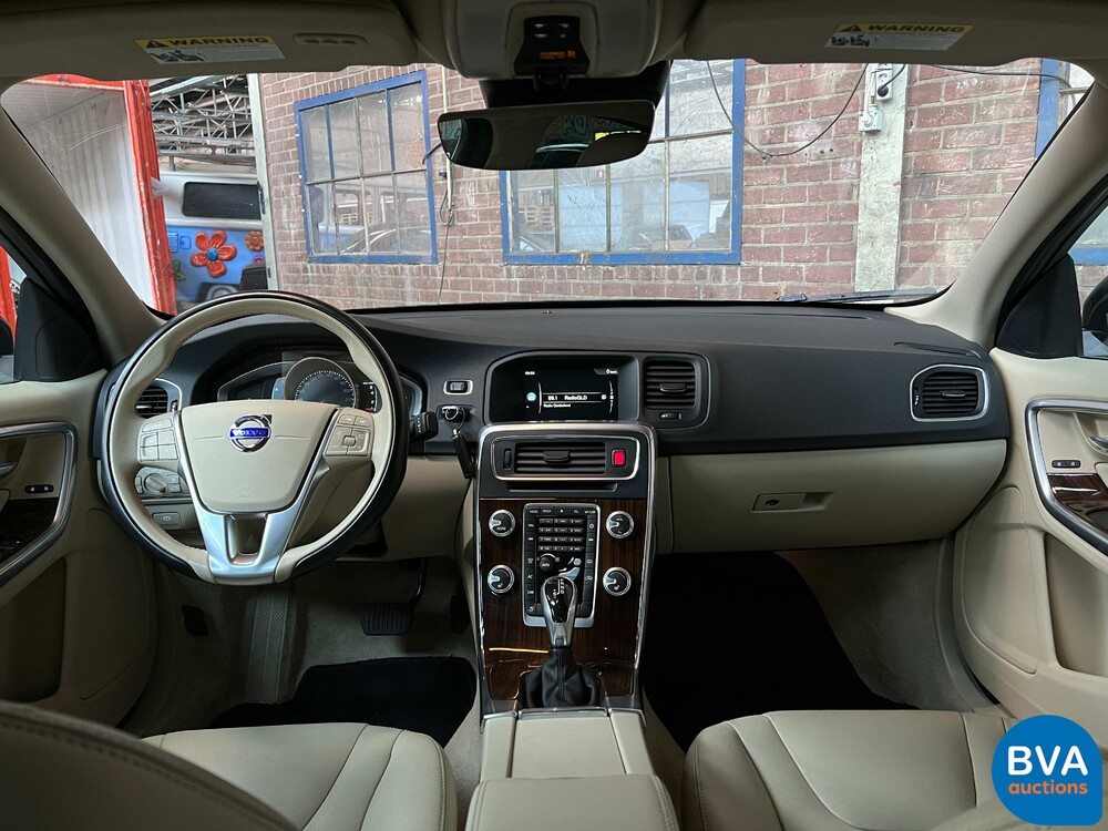 Volvo S60 2.5 t AWD Premier 254 PS 2016, N-372-NJ.