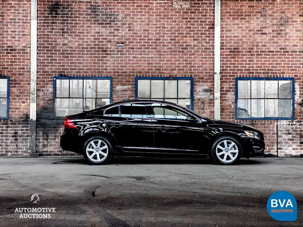 Volvo S60 2.5 t AWD Premier 254 PS 2016, N-372-NJ.