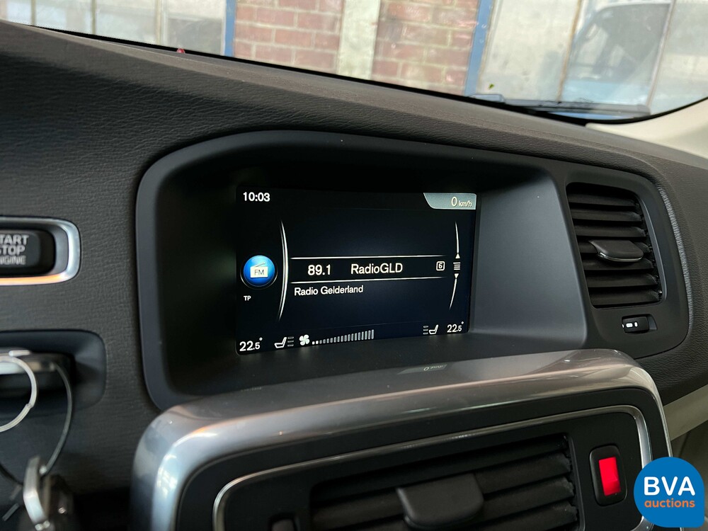 Volvo S60 2.5 t AWD Premier 254 PS 2016, N-372-NJ.