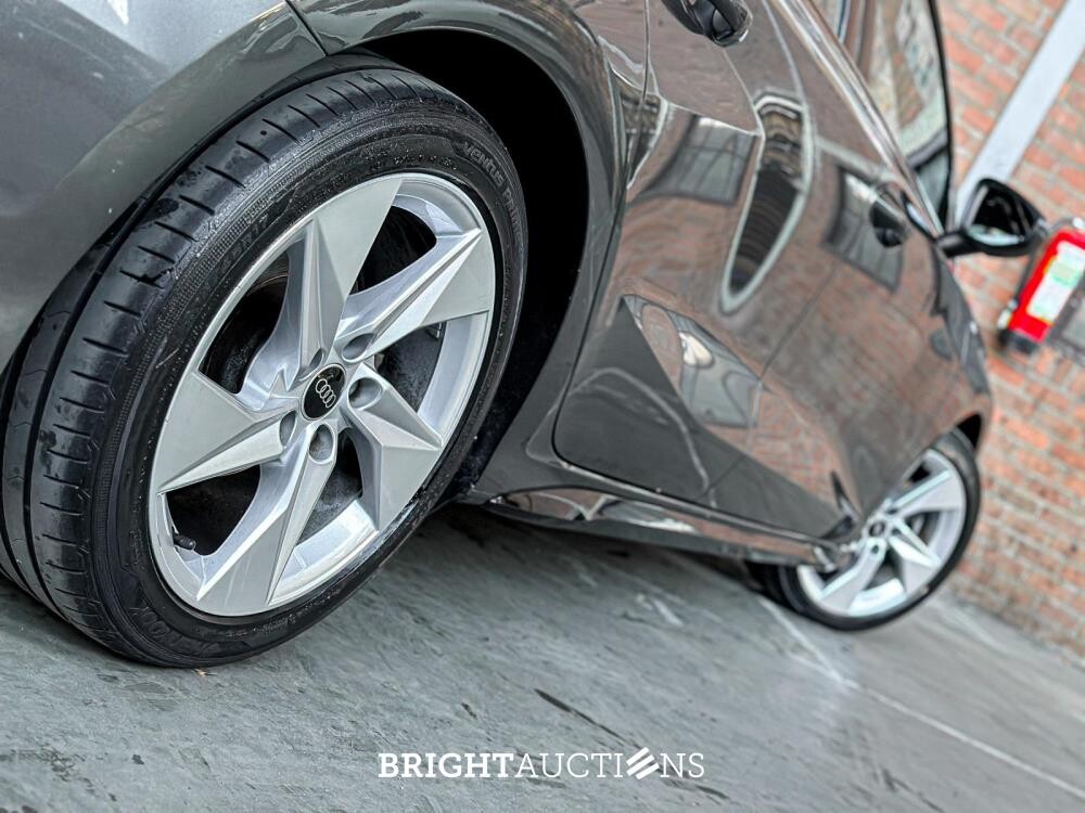 Audi A3 Sportback 35 TFSI S edition 150pk 2020 (origineel-NL), J-090-XS