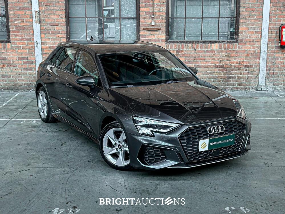 Audi A3 Sportback 35 TFSI S edition 150pk 2020 (origineel-NL), J-090-XS
