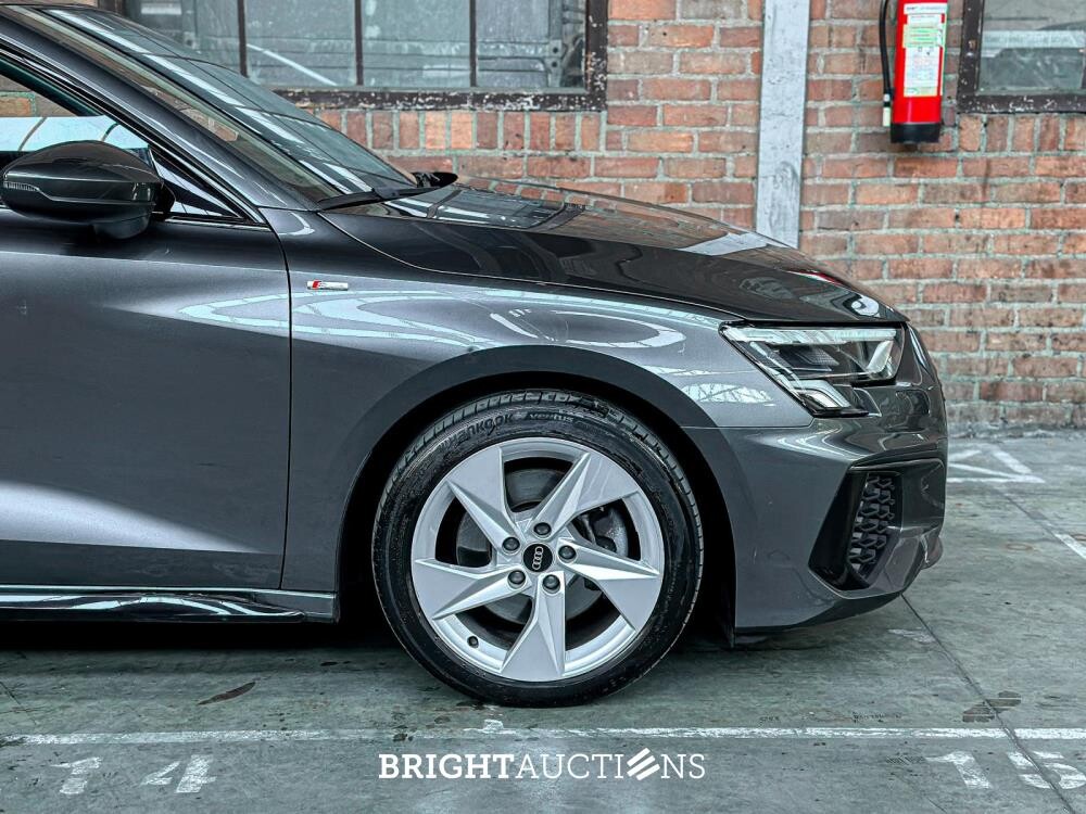 Audi A3 Sportback 35 TFSI S edition 150pk 2020 (origineel-NL), J-090-XS
