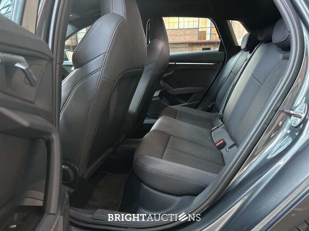 Audi A3 Sportback 35 TFSI S edition 150pk 2020 (origineel-NL), J-090-XS