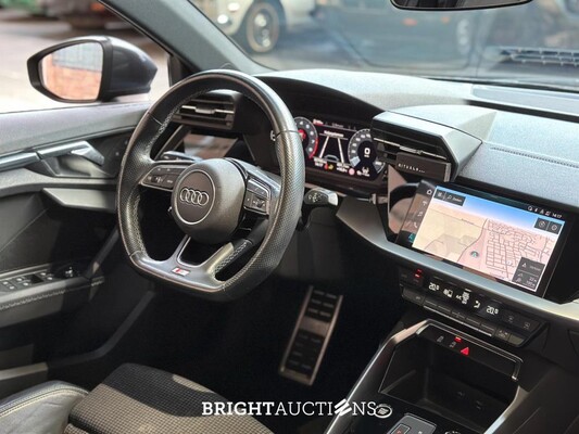 Audi A3 Sportback 35 TFSI S edition 150pk 2020 (origineel-NL), J-090-XS