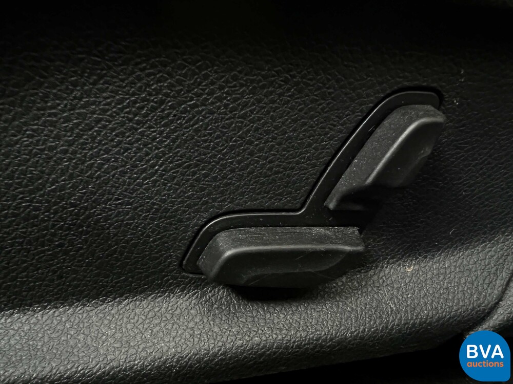 Mercedes-Benz C350e Estate Lease Edition C-Klasse 211PS 2015 -Org. NL-, GT-107-R.