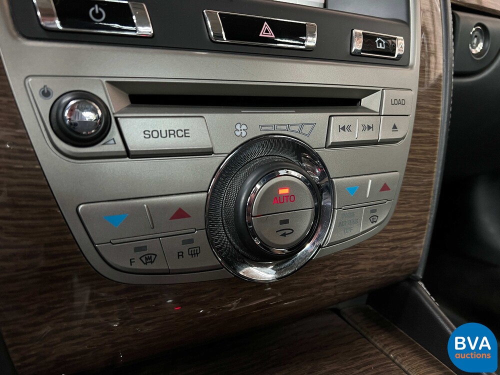 Jaguar XK5.0 V8 Coupé Portfolio 385PS 2009 -Org. NL-, 99-HRN-3.