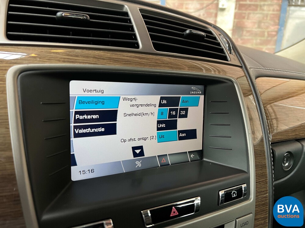 Jaguar XK5.0 V8 Coupé Portfolio 385PS 2009 -Org. NL-, 99-HRN-3.