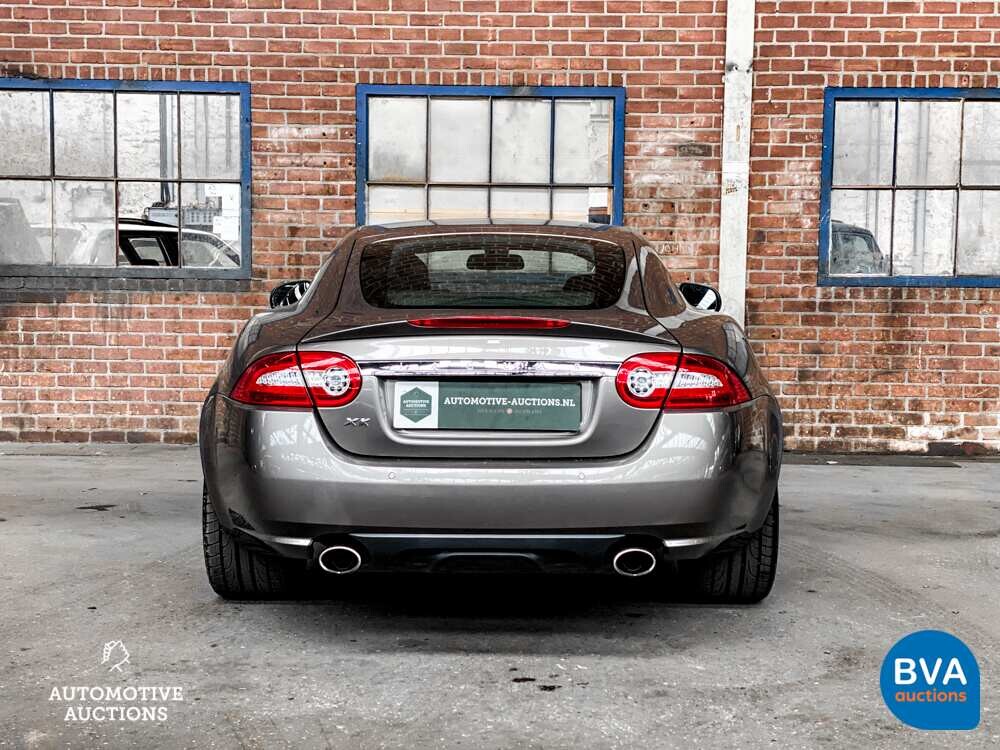Jaguar XK5.0 V8 Coupé Portfolio 385PS 2009 -Org. NL-, 99-HRN-3.