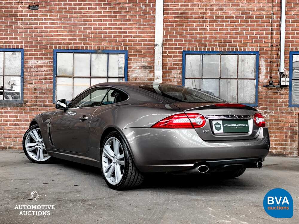 Jaguar XK5.0 V8 Coupé Portfolio 385PS 2009 -Org. NL-, 99-HRN-3.