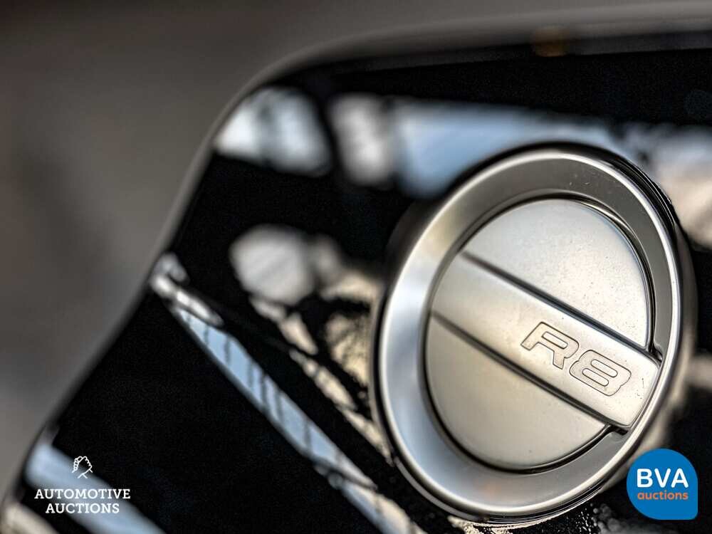 Audi R8 4.2 V8 FSI Quatrro 420 PS 2008, 32-RBK-1.