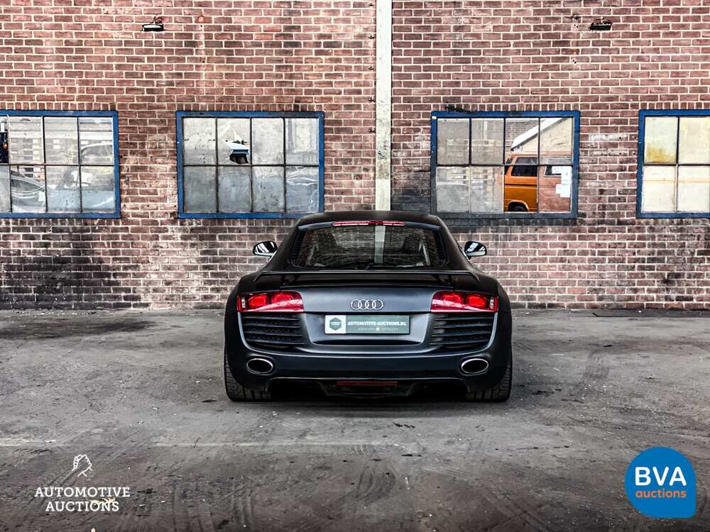 Audi R8 4.2 V8 FSI Quatrro 420 PS 2008, 32-RBK-1.