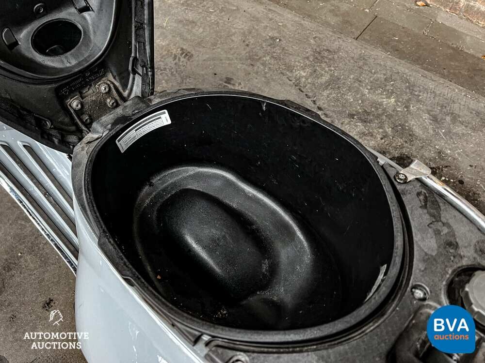 Vespa Sprint Snorscooter 4T Nardo grau 2018, DRJ-93-T.