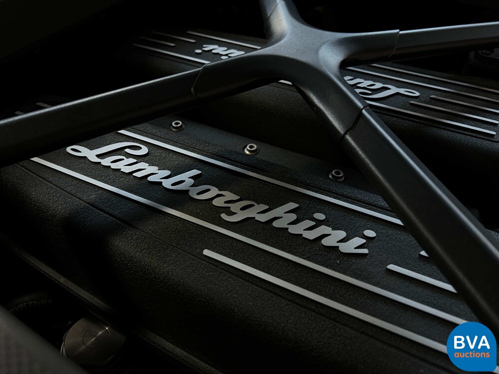 Lamborghini Huracan LP610-4 610PS 2019.