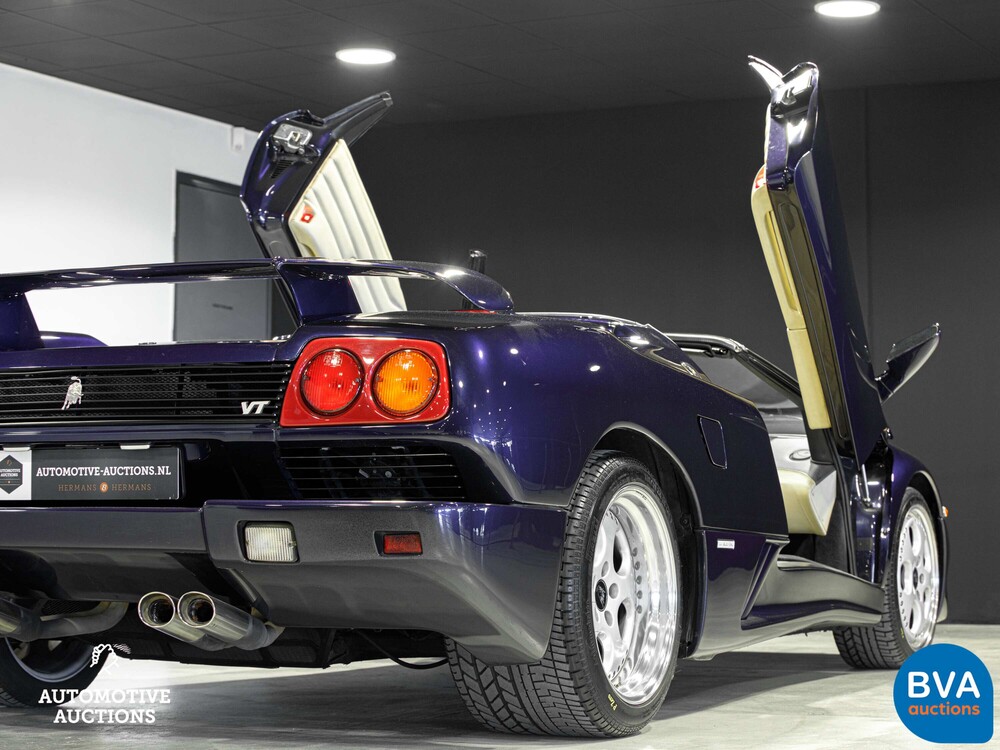 Lamborghini Diablo VT Roadster 5.7 V12 492pk Cabriolet 1996
