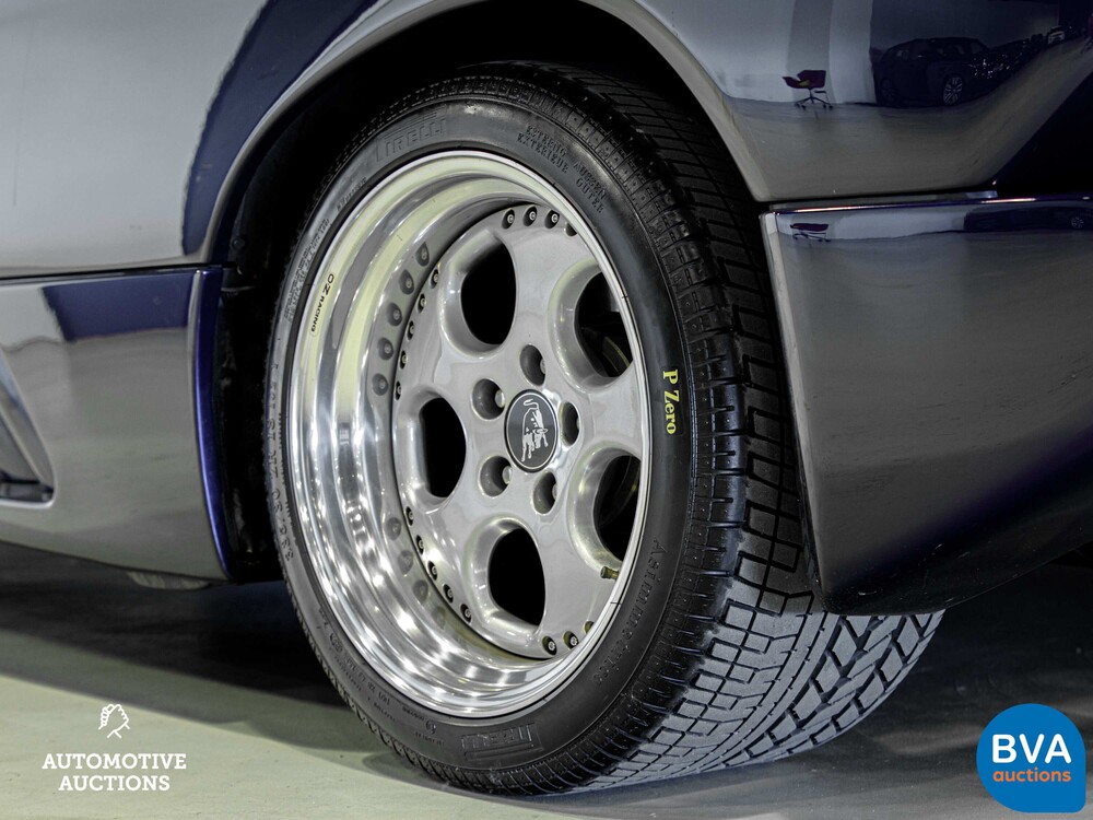 Lamborghini Diablo VT Roadster 5.7 V12 492pk Cabriolet 1996