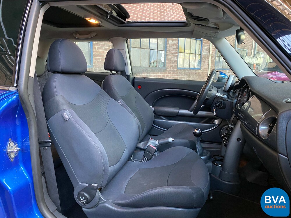 MiniCooper 1.6 116 PS 2004, 14-RJF-9.