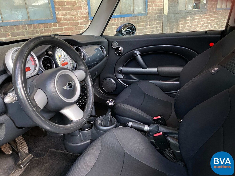 MiniCooper 1.6 116 PS 2004, 14-RJF-9.