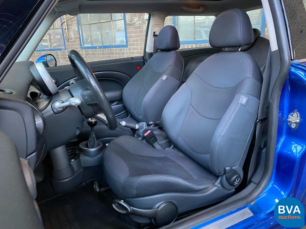 MiniCooper 1.6 116 PS 2004, 14-RJF-9.