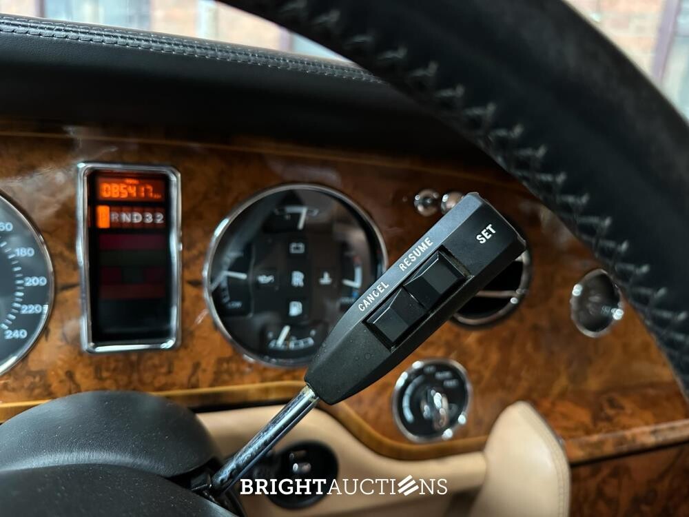 Rolls-Royce Corniche V 6.75 V8 Cabriolet 329hp 2000 Cabrio (1 von 374 weltweit), 91-HF-TP