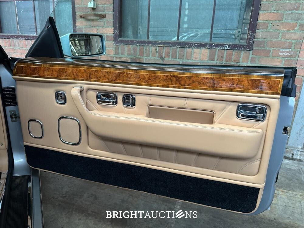 Rolls-Royce Corniche V 6.75 V8 Cabriolet 329hp 2000 Cabrio (1 von 374 weltweit), 91-HF-TP