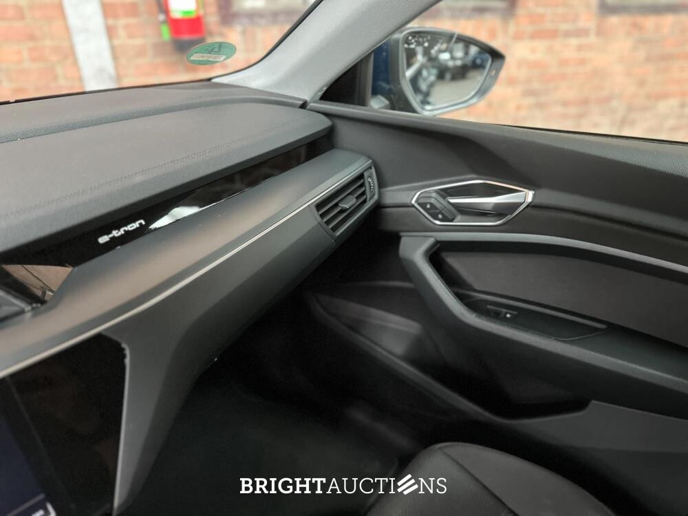 Audi E-tron Sportback 50 quattro edition 71 kWh 313pk 2020 (Origineel-NL), K-130-HS