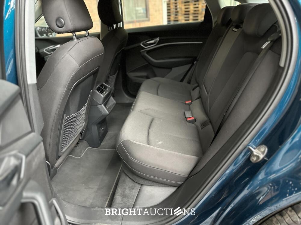 Audi E-tron Sportback 50 quattro edition 71 kWh 313pk 2020 (Origineel-NL), K-130-HS