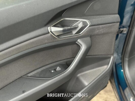 Audi E-tron Sportback 50 quattro edition 71 kWh 313pk 2020 (Origineel-NL), K-130-HS