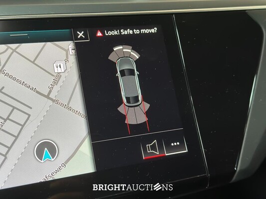 Audi E-tron Sportback 50 quattro edition 71 kWh 313pk 2020 (Origineel-NL), K-130-HS