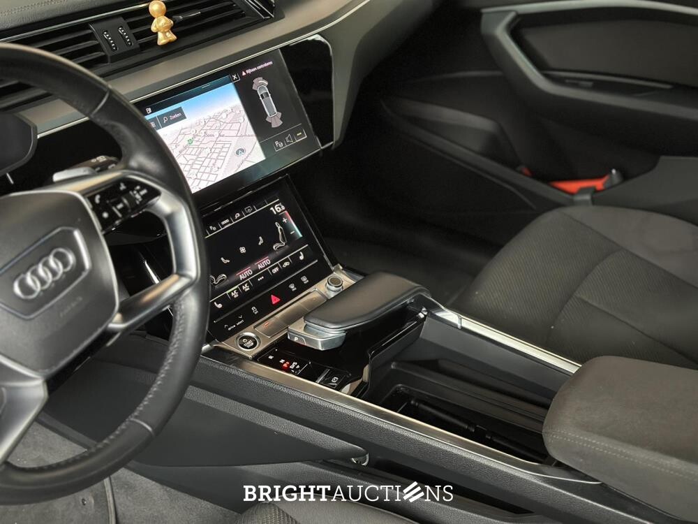 Audi E-tron 50 quattro Business edition 71 kWh 313pk 2020 (Origineel-NL), K-238-JJ