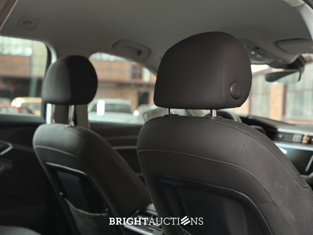 Audi E-tron 50 quattro Business edition 71 kWh 313pk 2020 (Origineel-NL), K-238-JJ