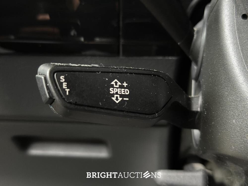 Audi E-tron 50 quattro Business edition 71 kWh 313pk 2020 (Origineel-NL), K-238-JJ