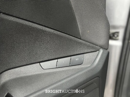 Audi E-tron 50 quattro Business edition 71 kWh 313pk 2020 (Origineel-NL+1e eigenaar), K-238-JJ