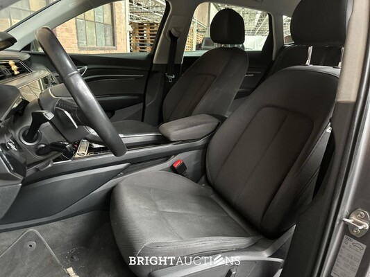 Audi E-tron 50 quattro Business edition 71 kWh 313pk 2020 (Origineel-NL+1e eigenaar), K-238-JJ