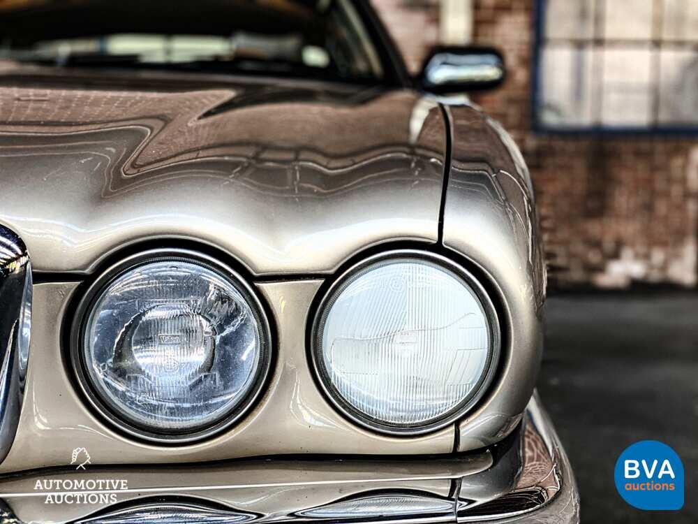 Daimler Six 4.0 LWB 241pk 1997 -Org. NL-, RB-TL-96