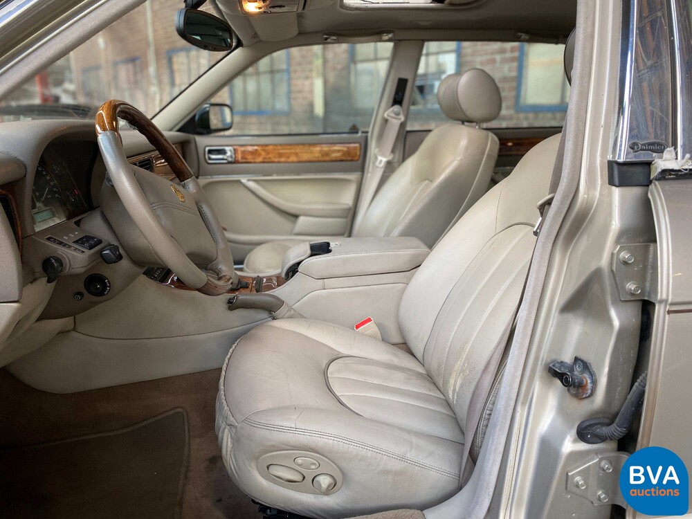 Daimler Six 4.0 LWB 241pk 1997 -Org. NL-, RB-TL-96