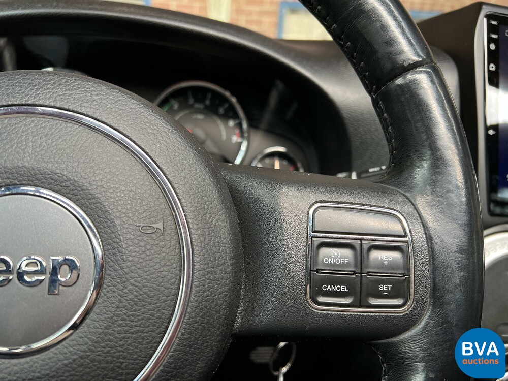 Jeep Wrangler Unlimited 3.6 V6 Sahara 284pk 2012, K-556-RT