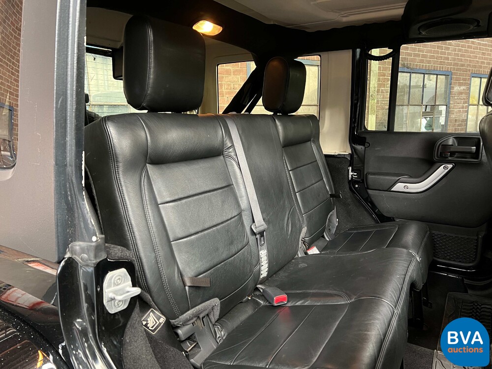 Jeep Wrangler Unlimited 3.6 V6 Sahara 284pk 2012, K-556-RT