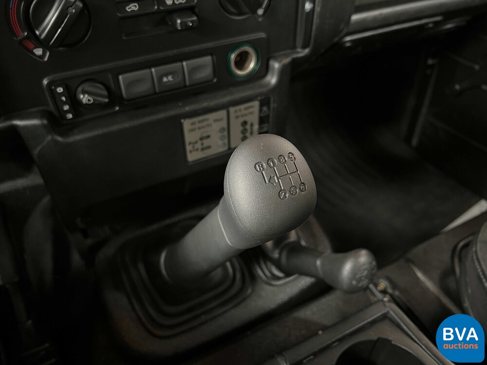 Land Rover Defender 110 TD4 122pk 2011, VX-466-H