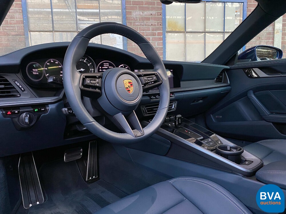 Porsche 911 Carrera 4 Coupe 992 385pk 2022 -GARANTIE-
