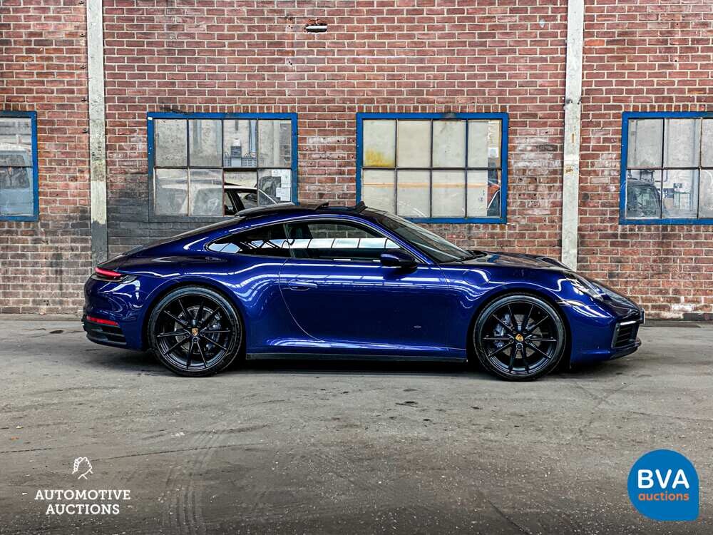 Porsche 911 Carrera 4 Coupe 992 385pk 2022 -GARANTIE-