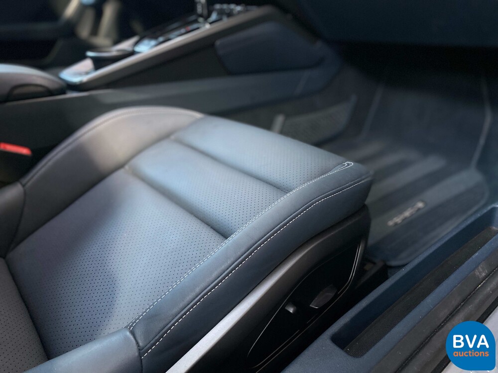 Porsche 911 Carrera 4 Coupe 992 385pk 2022 -GARANTIE-