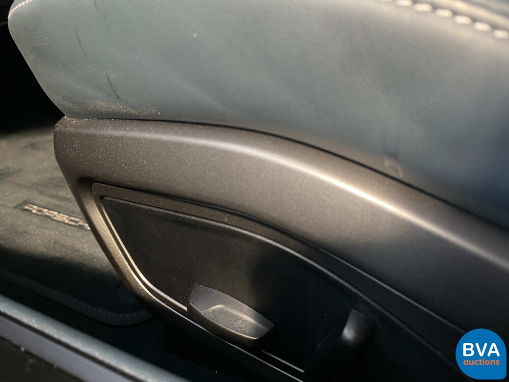 Porsche 911 Carrera 4 Coupe 992 385pk 2022 -GARANTIE-