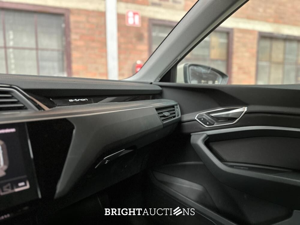 Audi E-tron 50 Quattro edition 71kWh 313pk 2020 (origineel-NL+ 1e eigenaar), J-109-NJ