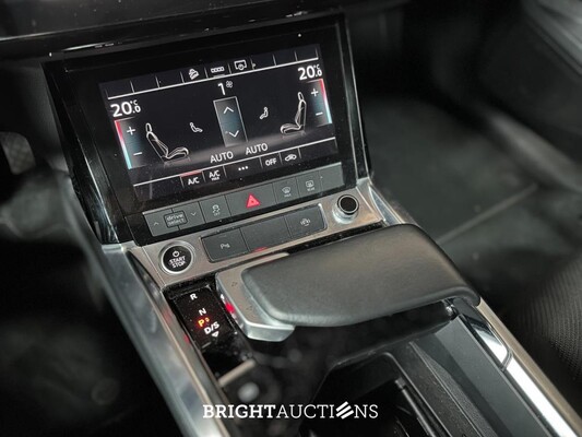 Audi E-tron 50 Quattro edition 71kWh 313pk 2020 (origineel-NL+ 1e eigenaar), J-109-NJ