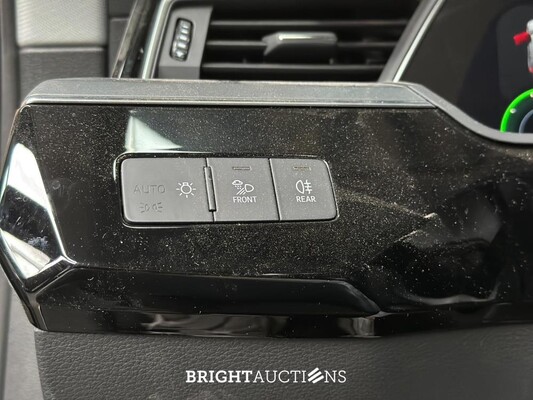 Audi E-tron 50 Quattro edition 71kWh 313pk 2020 (origineel-NL+ 1e eigenaar), J-109-NJ