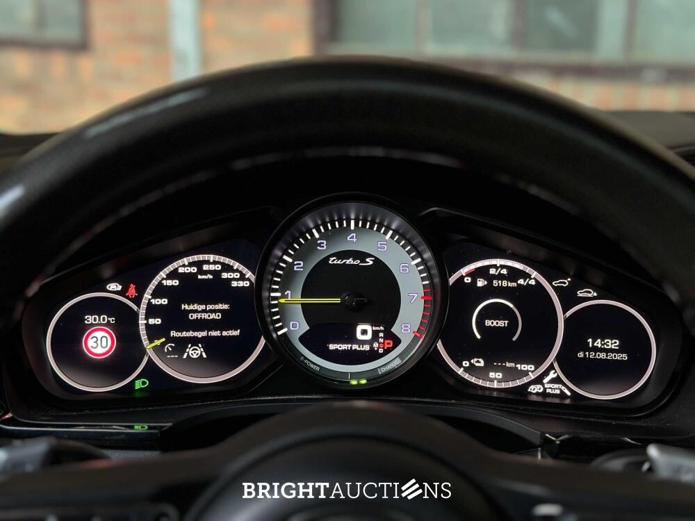 Porsche Cayenne Coupe Turbo S E-Hybrid 4.0 V8 -TECHART CARBON- 680hp 2020 (Original-NL), J-707-RT