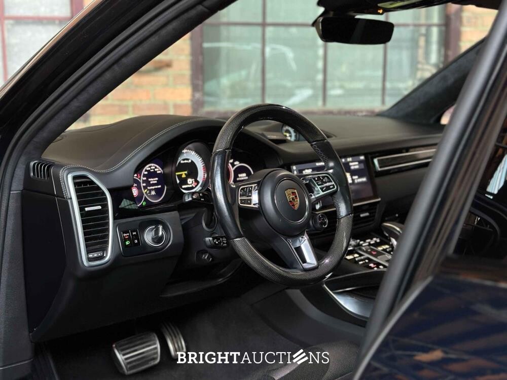 Porsche Cayenne Coupe Turbo S E-Hybrid 4.0 V8 -TECHART CARBON- 680hp 2020 (Original-NL), J-707-RT